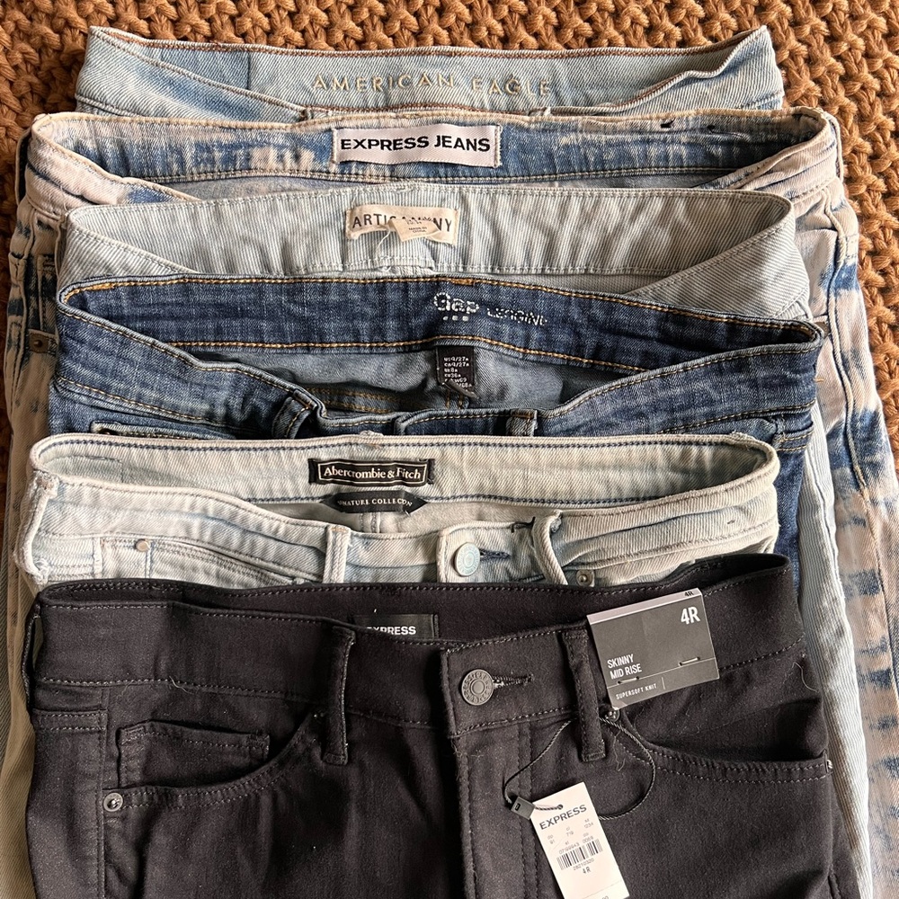 HUGE Jean Lot!!